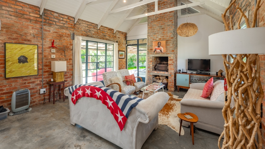 2 Bedroom Property for Sale in Napier Western Cape